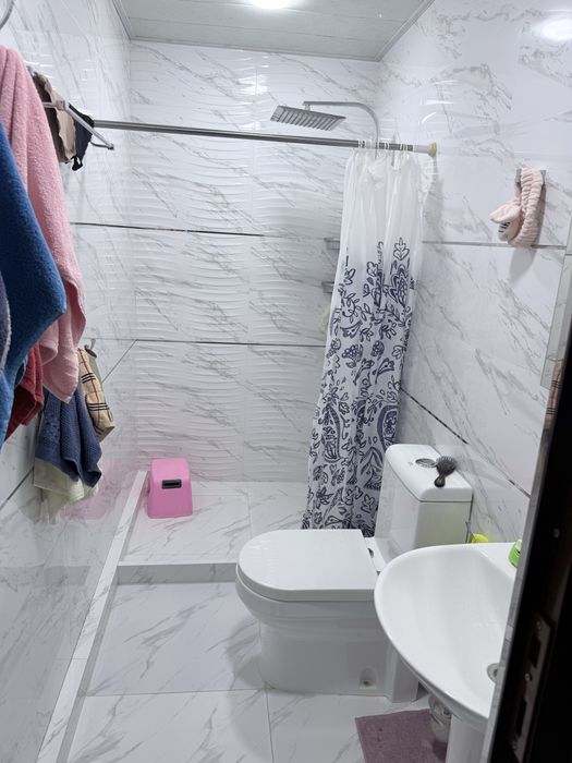 Ховли сотилади 6 сотих яшашга тайёр уй