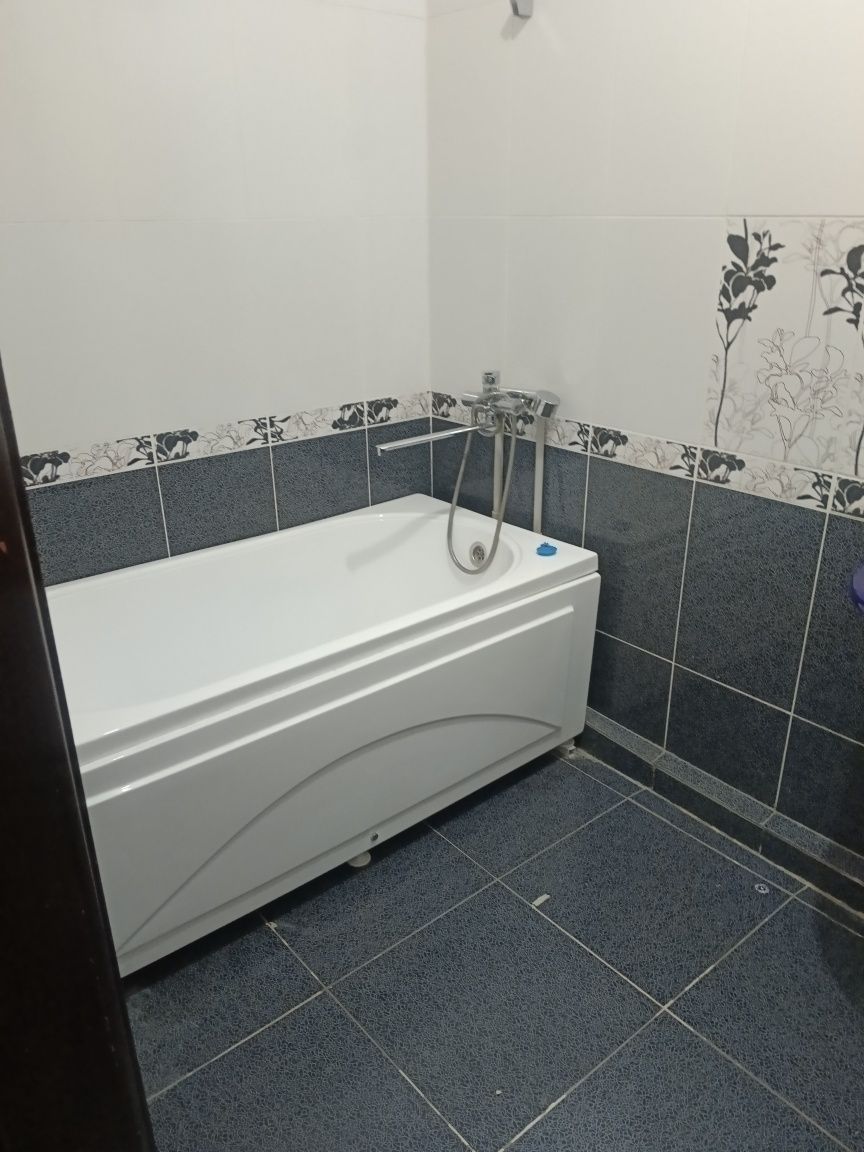 Сдаётся  квартира  по Пр.Республики,