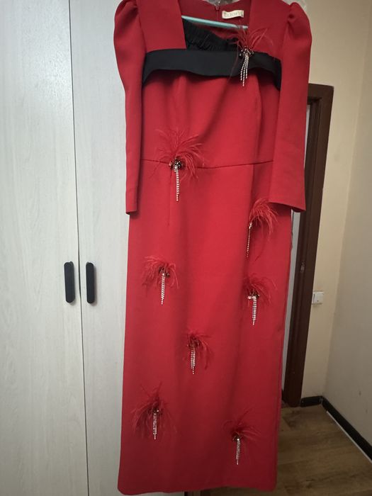 Продам красивое платье