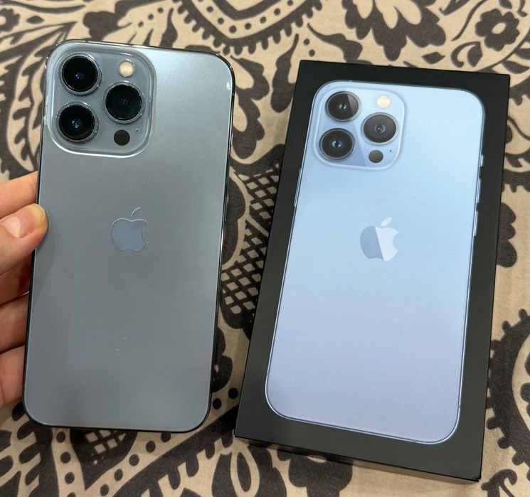 iPhone 13 Pro голубой