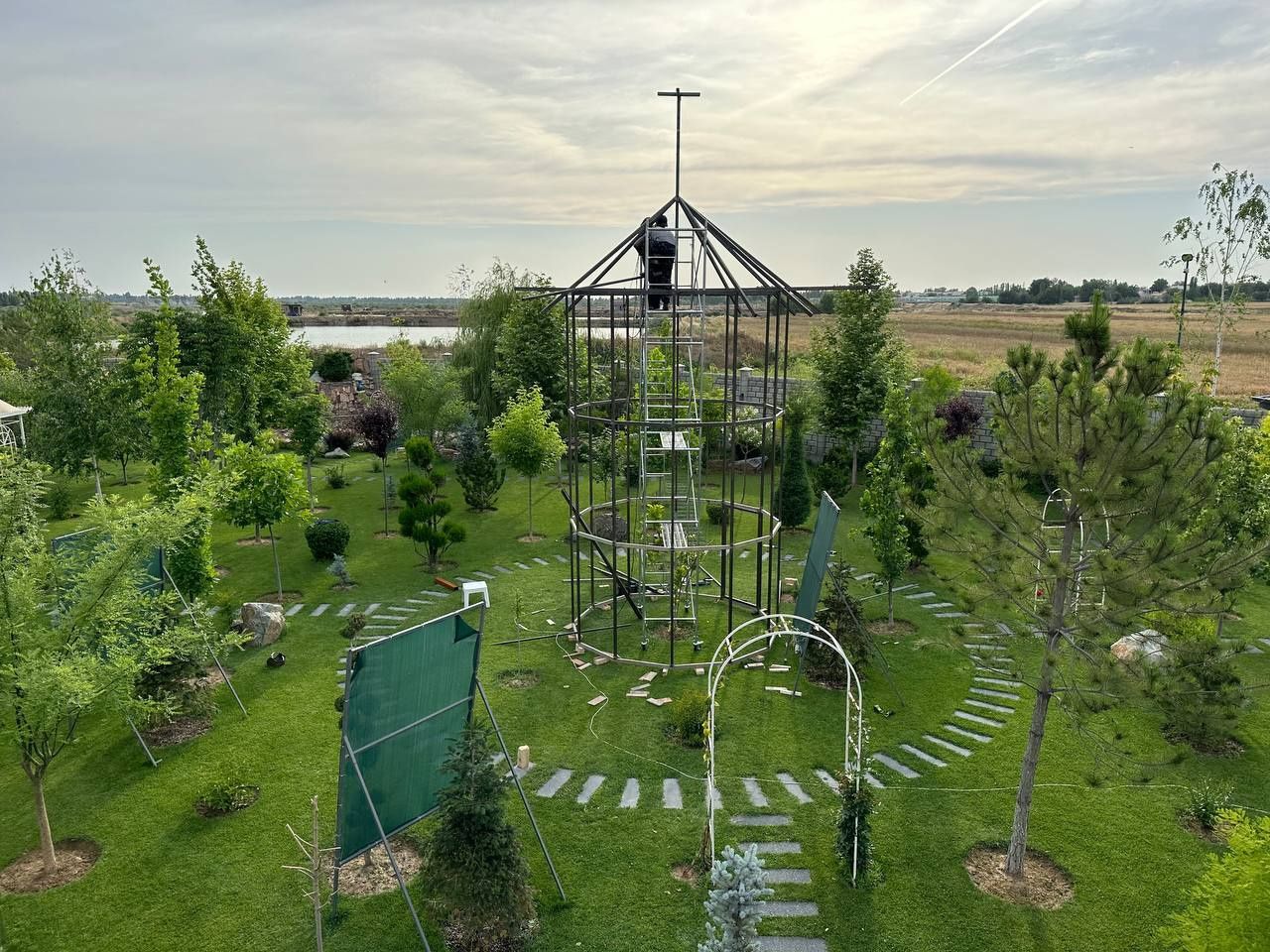 Dacha SROCHNO sotiladi