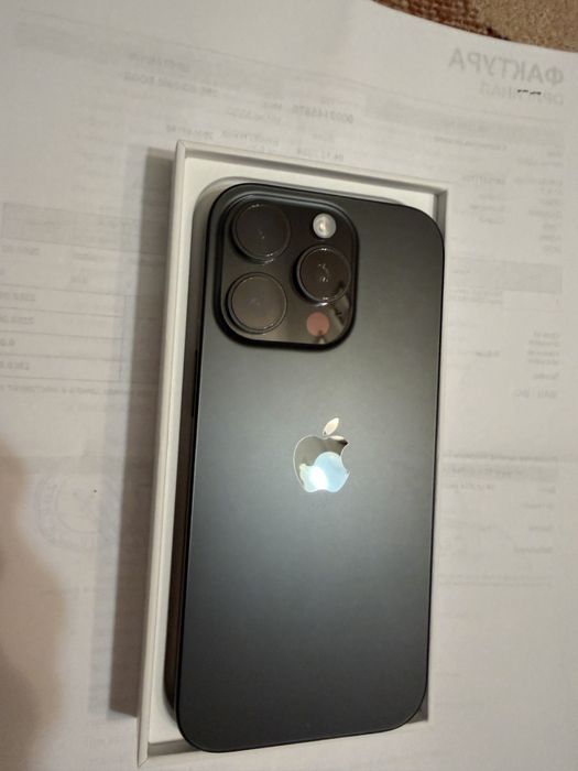 Продавам iPhone 16pro-256-GB Black Titanium-НОВ