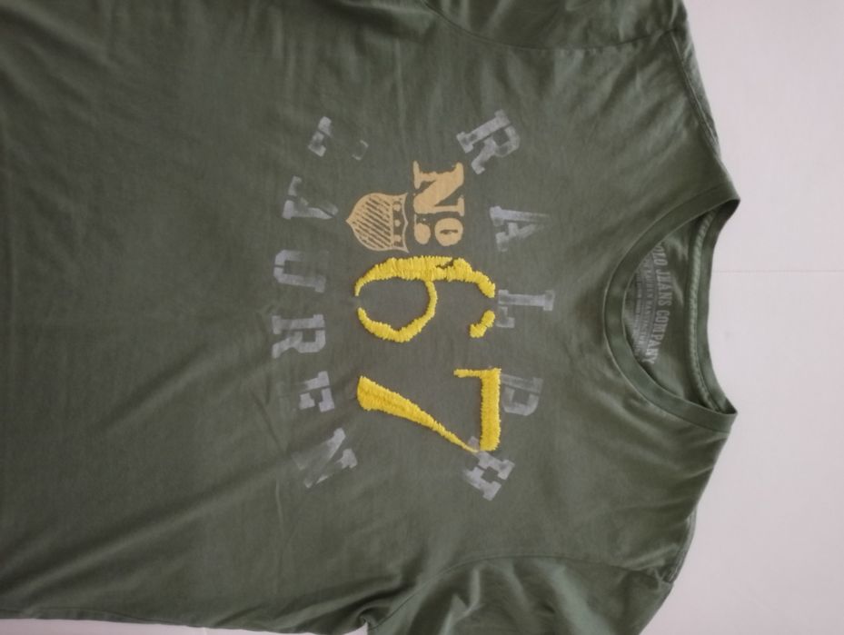 Vand tricou Ralph Lauren, un produs original,marimea M,stare buna