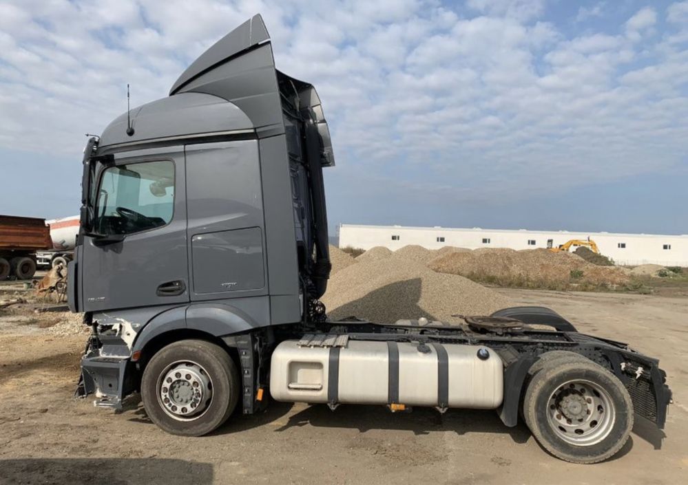 MERCEDES ACTROS-punte,retarder,paravant,senzor,perne,ambreaj,bara,bord