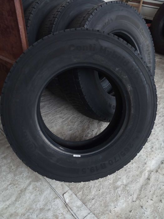 2 товарни гуми 265/70R19.5 Continental Hybrid HD3 140/138M M+S 16PR