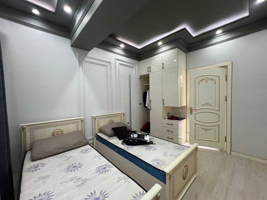 Продаётся 3/3/11  в ЖК "SKY BUILDS" на Лисунова