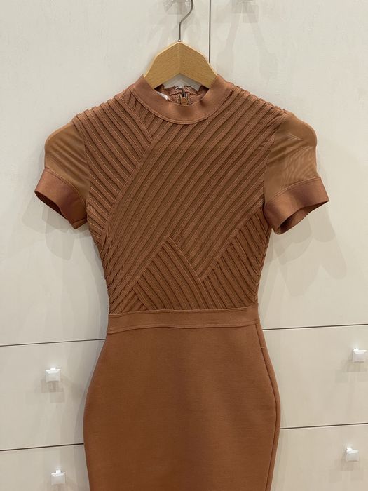 Дамска рокля !