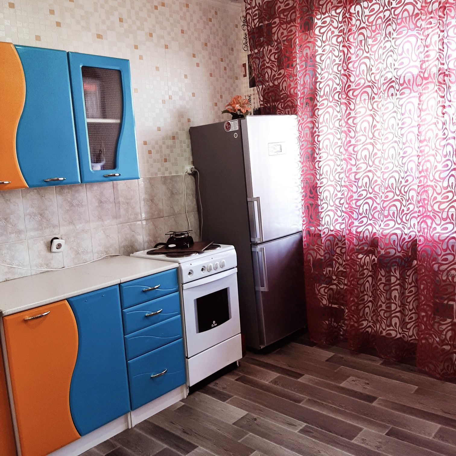 Сдам 1 ком квартиру посуточно
