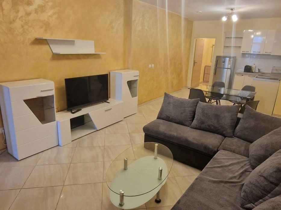 Дава се под наем Двустаен апартамент в София, Студентски град - 65 кв.м за 500 € - Снимка #1