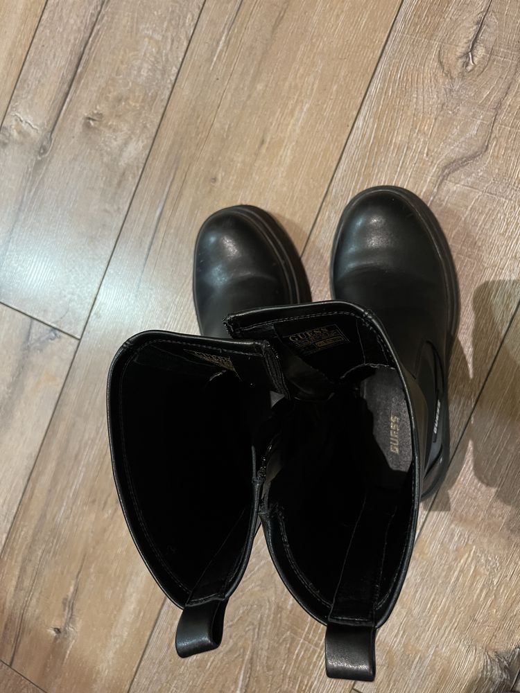 Боти Guess Nerea