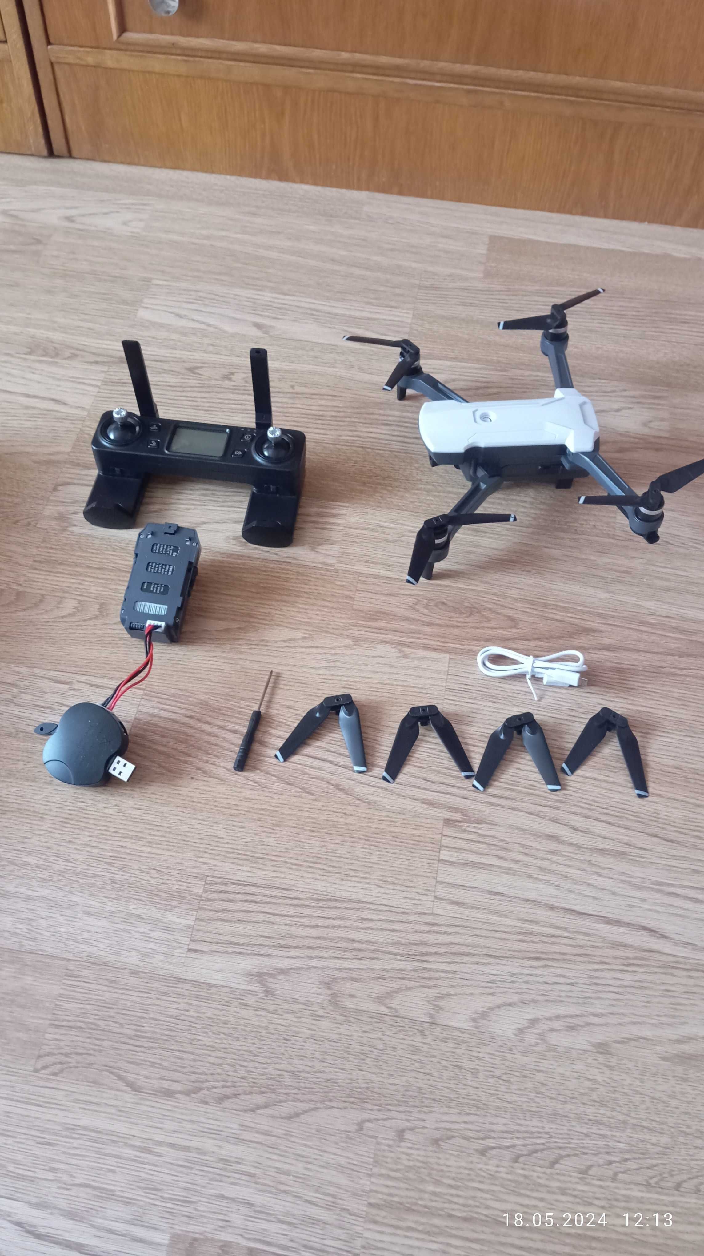 Vând Drona cu teste făcute