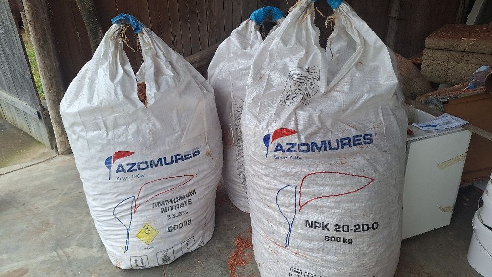 Vand coceni pentru foc