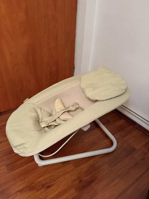 Pachet Complet Cybex Lemo: Scaun 4-in-1 + Bouncer Stand + Accesorii