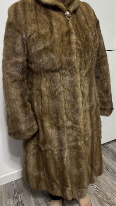 Продам шубу , в хорошем состоянии