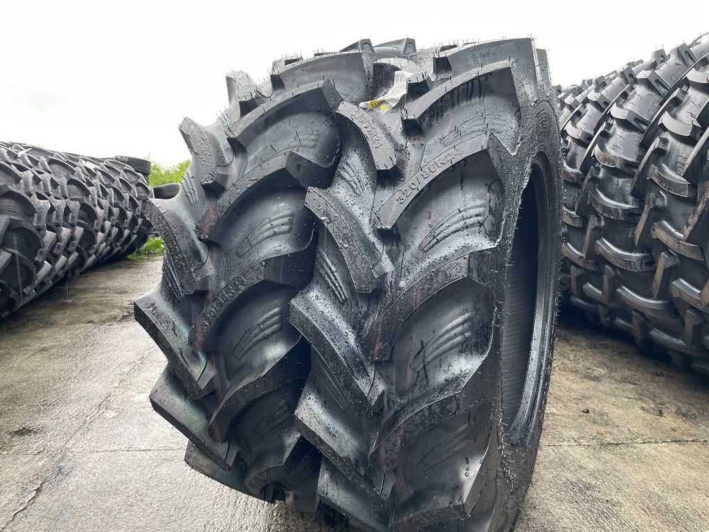 OZKA Cauciucuri de tractor fata DEUTZ Fahr pentru incarcator 320/85r24