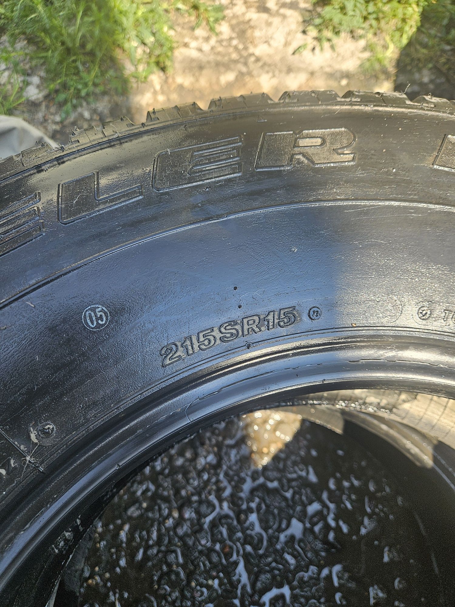 Продам шины Bridgestone  и Yokohama 215 80 R15