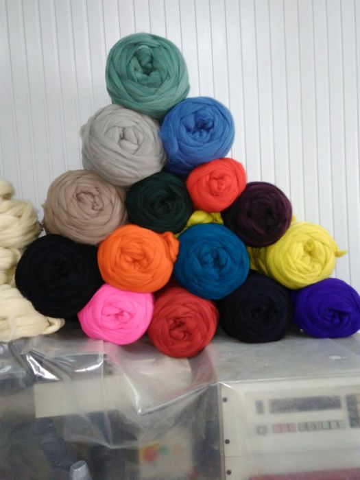 Шерсть для валяния. Крашенная гребеньая лента дл валяние