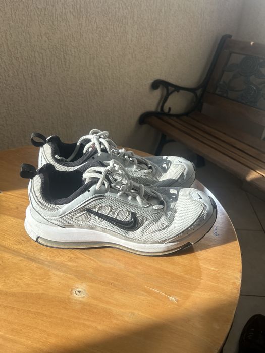 Обувки nike , Lacoste