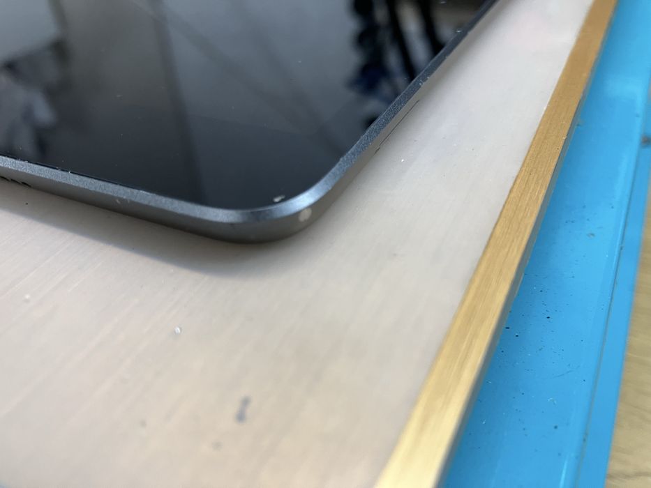 Apple iPad Air 3 (2019) wi-fi + cellular sim