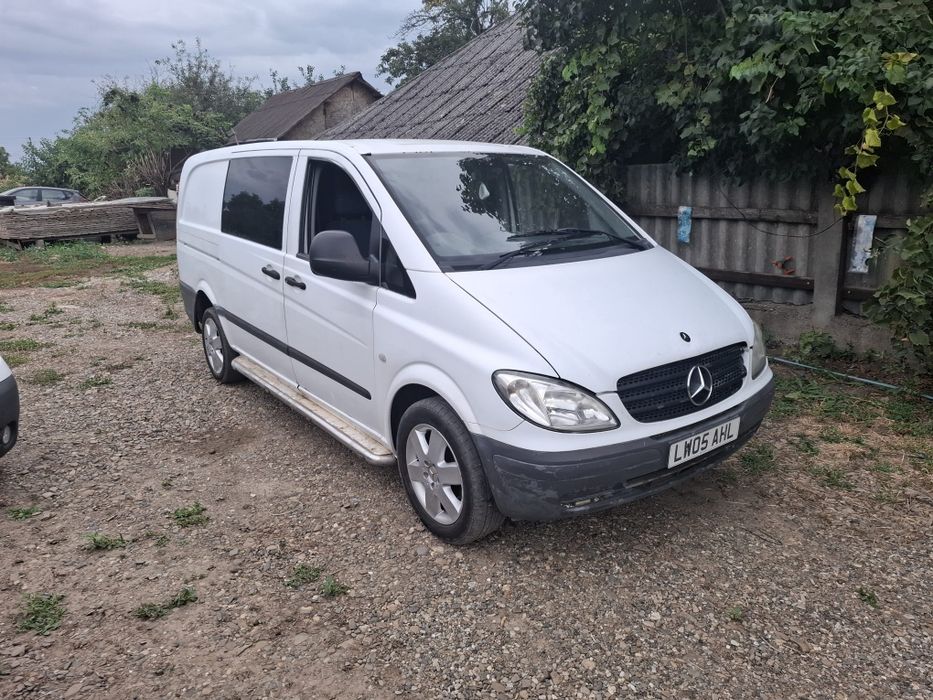 Dezmembrez  Mercedes Vito 111 Cdi