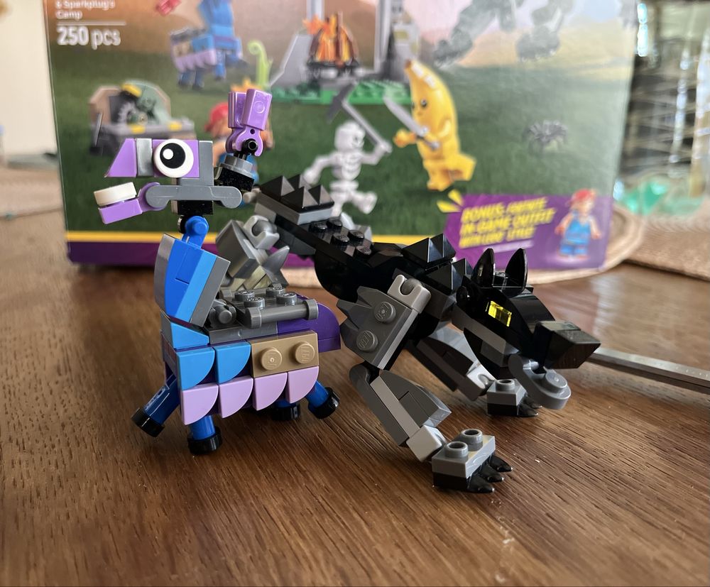 Lego fortnite 77075