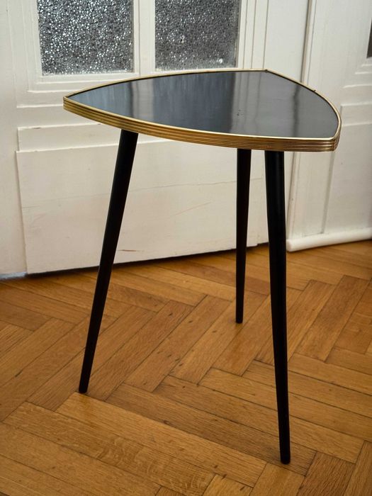 Винтидж помощна масичка / поставка за саксия