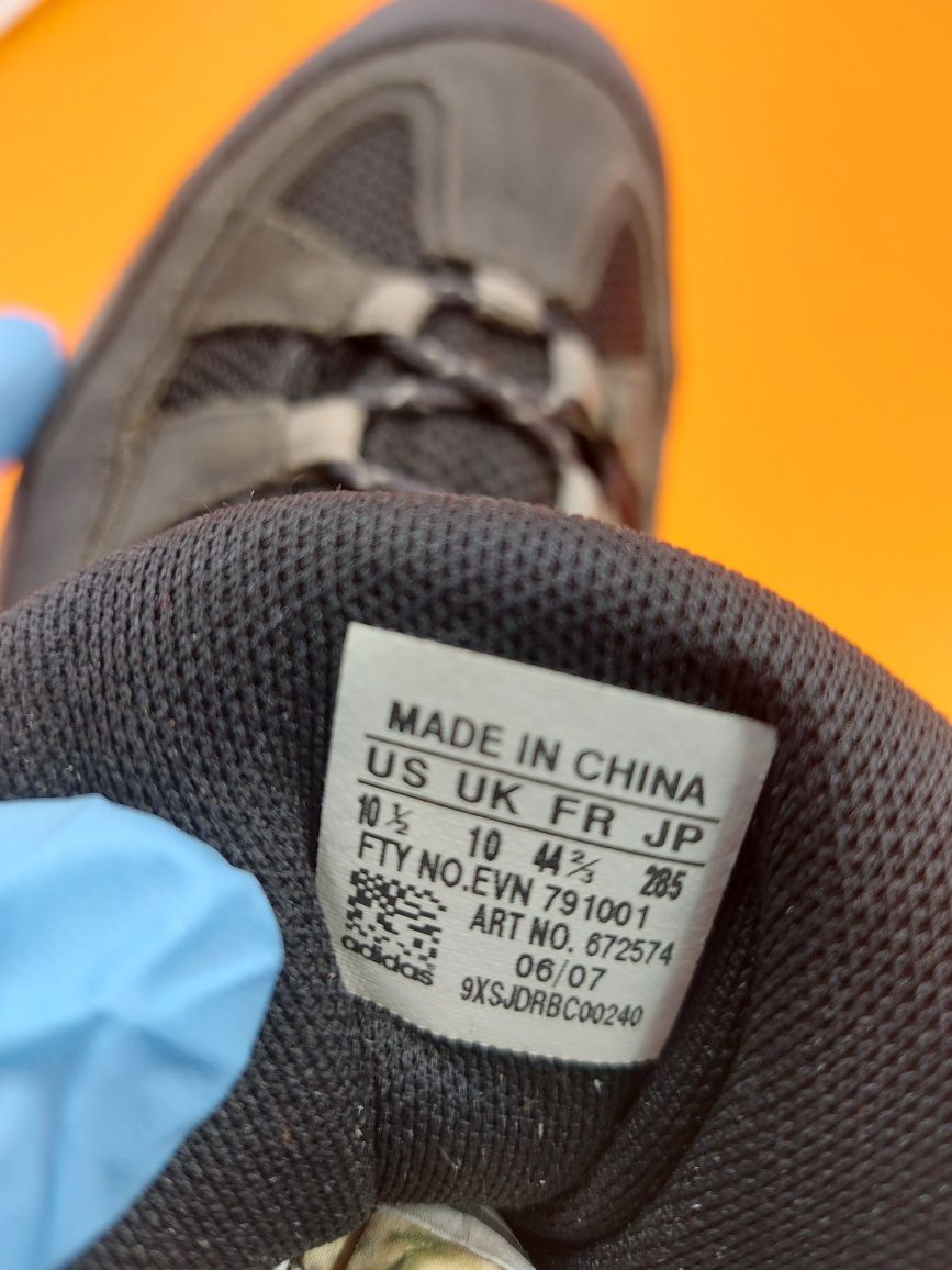 Adidas Gore-tex номер 44 2/3 Оригинални мъжки обувки