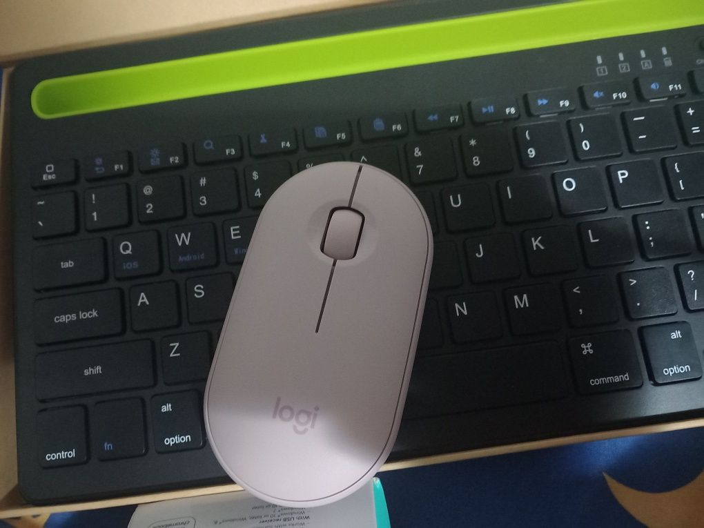 Tastatura si mouse bluetooth nefolosite