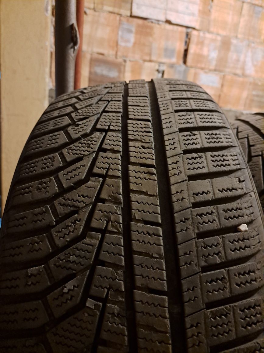 Зимни гуми 225/50/18 Hankook