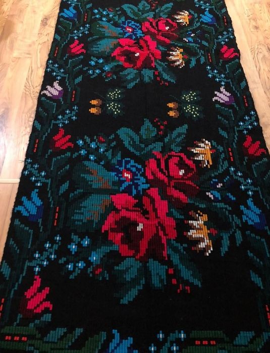 Covor popular. Scoarță. Țesut.