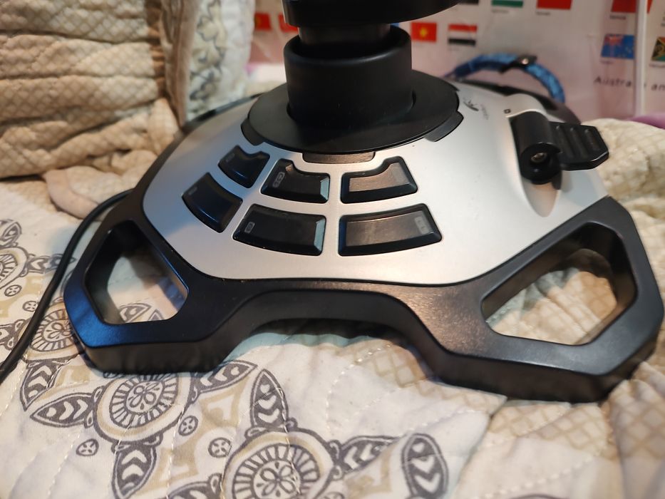 Joystick Logitech Extreme 3D Pro