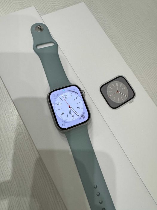Apple Watch Series 8 45mm + Cellular