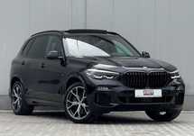 BMW X5 M-Packet/ Panoramic/ Camera/ Black Packet/ Faruri led