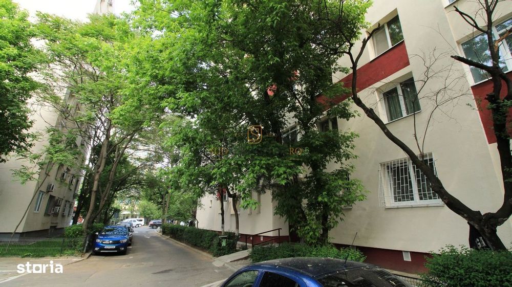 Apartament 4 camere cu potential comercial, stradal, comision0%