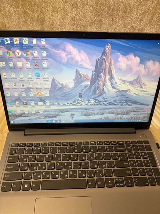 Ноутбук Lenovo IdeaPad 3 15.6" / 8 Гб / SSD 512 Гб
