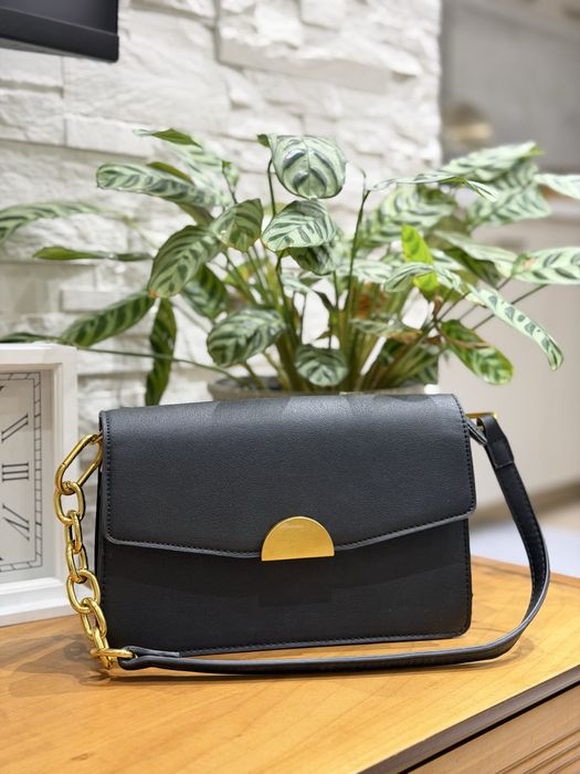 Дамски чанти използвани и нови