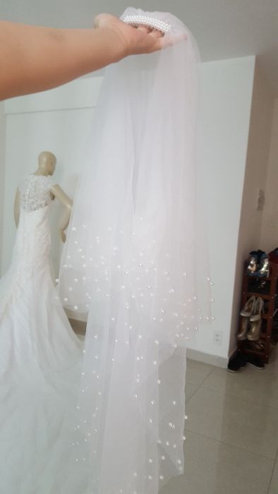Дизайнерска булчинска сватбена рокля с обувки