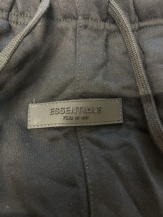 pantaloni scurti essentials