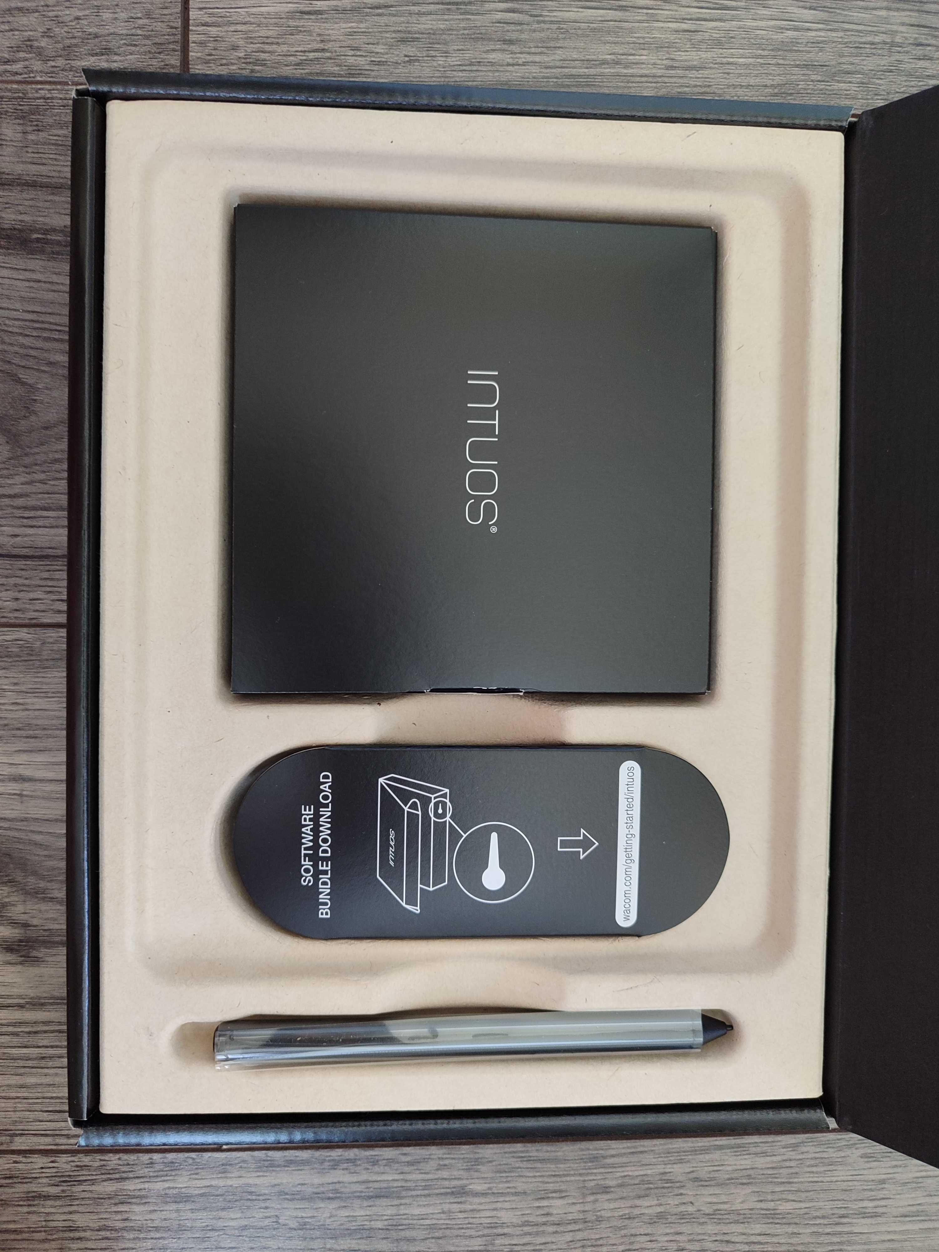 Графичен таблет Wacom Intuos Art Black PT S - CTH-490AK