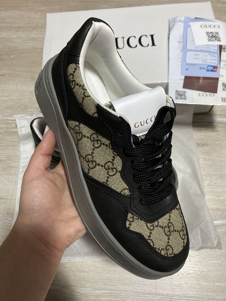 Adidasi gucci nr 43