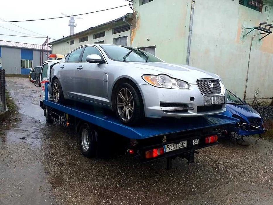 Dezmembram Jaguar XF an 2012 motor 3.0 diesel euro 5 cutie automata