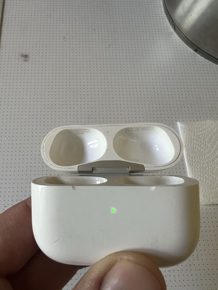 Кейс Apple Airpods pro 1 оригинал