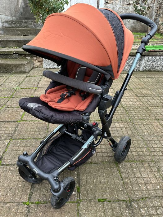 Бебешката количка Jane Epic 2in1