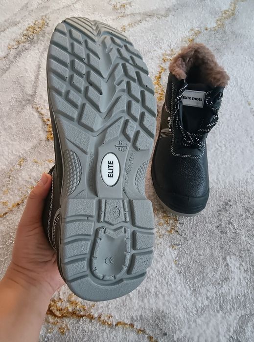 Спец ботинка размер 40