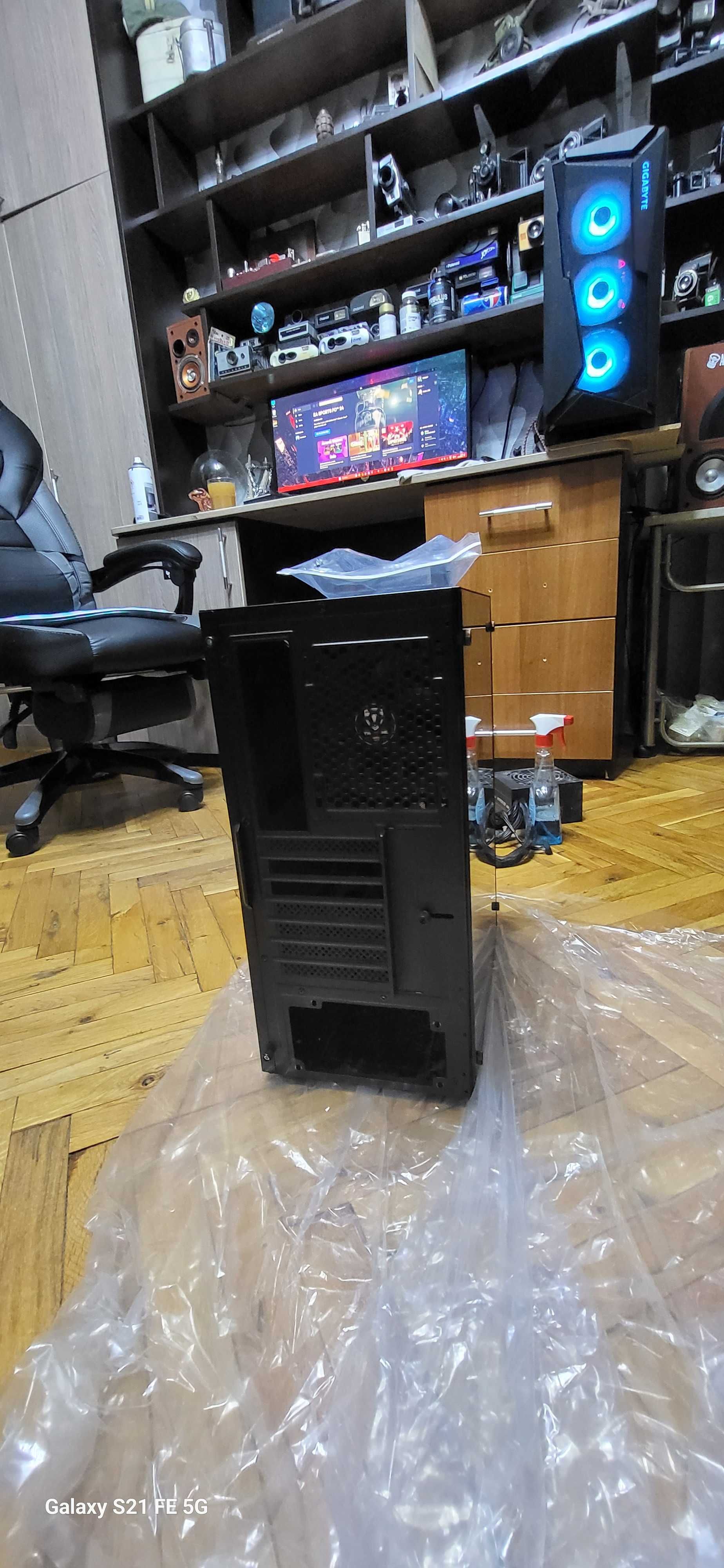 Компютърта кутия, гейминг кутия pc midi tower gaming computer