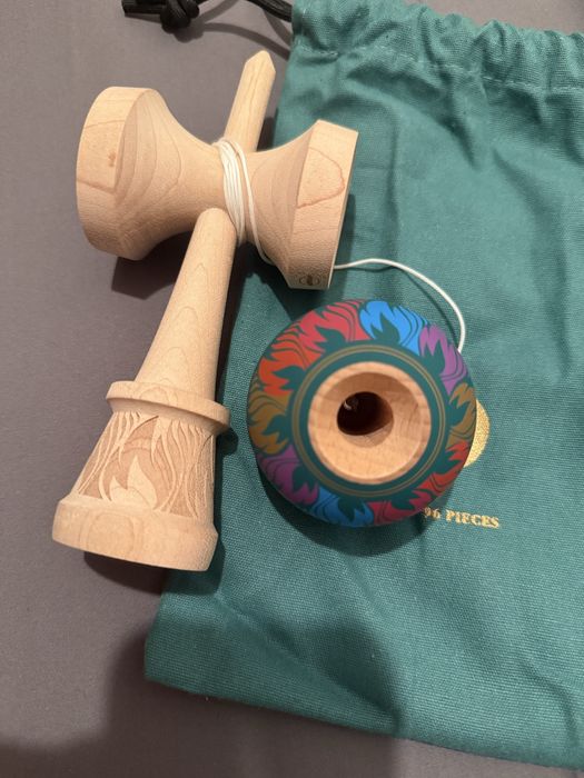 Sweets Centennial Kendama