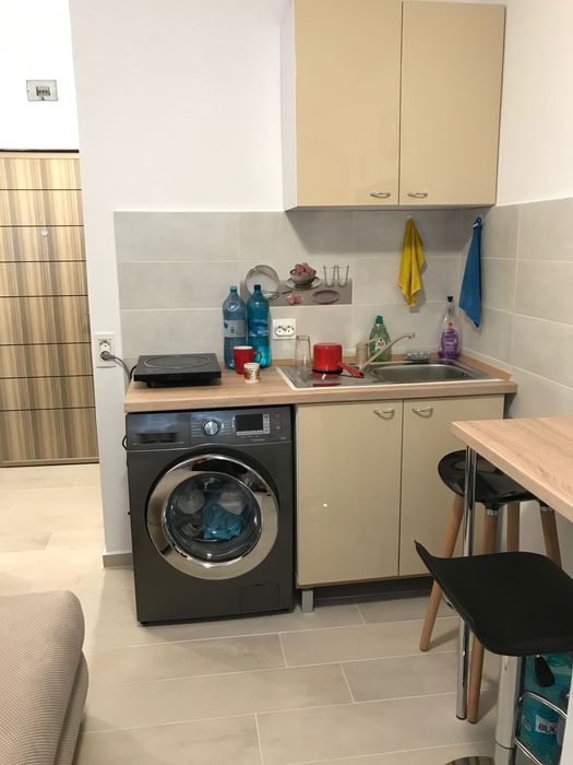 Proprietar vând garsonieră