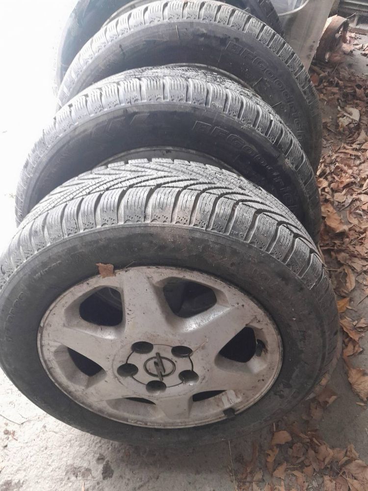 Алуминиеви джанти със зимни гуми 5бр. 5x110 (Опел)