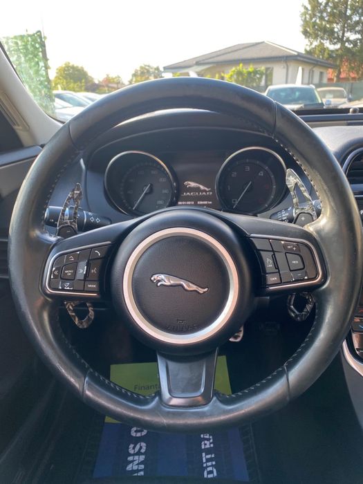 Jaguar XE 2.0D EURO 6/Posibilitate Rate /Avans 0