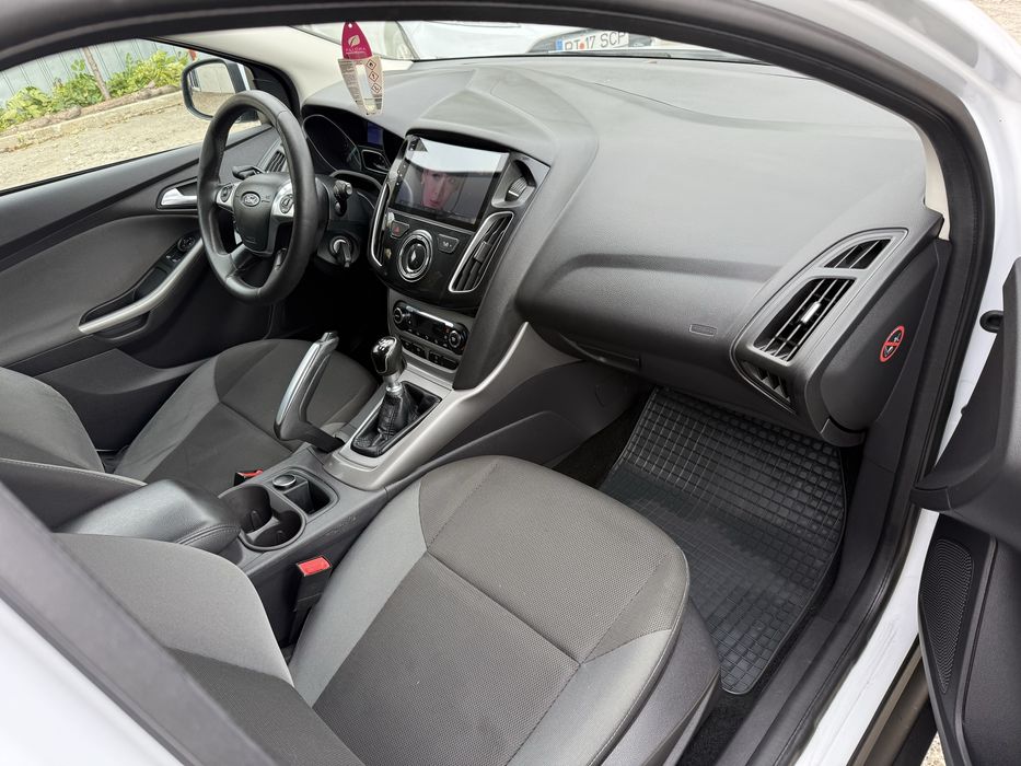 *Ford focus*An 2013*1.6 Motorina*105 CP*Euro 5*RATE*